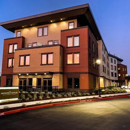 The Independence Hotel Dış mekan fotoğraf